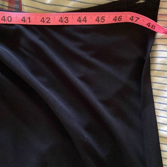 Black rayon/polyester wrap around maxi skirt size large - Picture 4 of 5